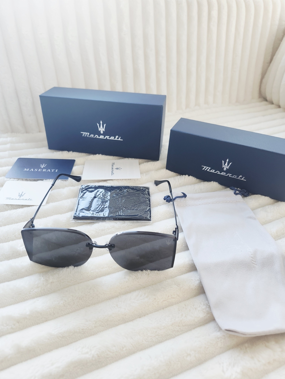 Maserati x Inglid Polarized Sunglasses Black Rimless Trident Logo New in Box